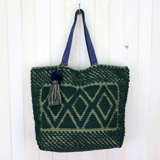 Diamond Pattern Picnic Tote