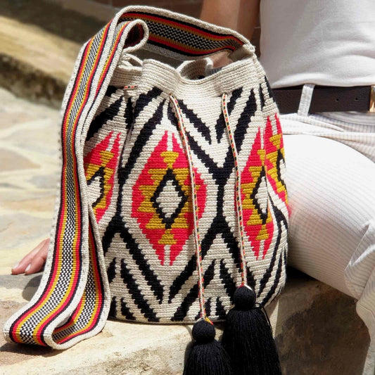 Dama Wayuu Crochet Crossbody - Saltern